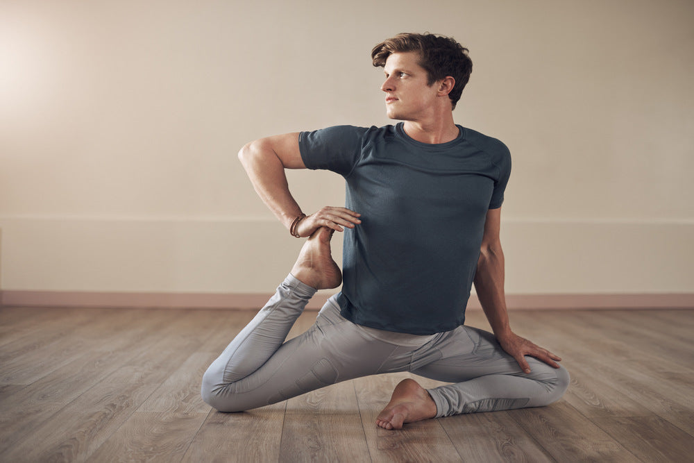 Top Picks for Men: Yoga Hoodies and Performance Tops in the UK