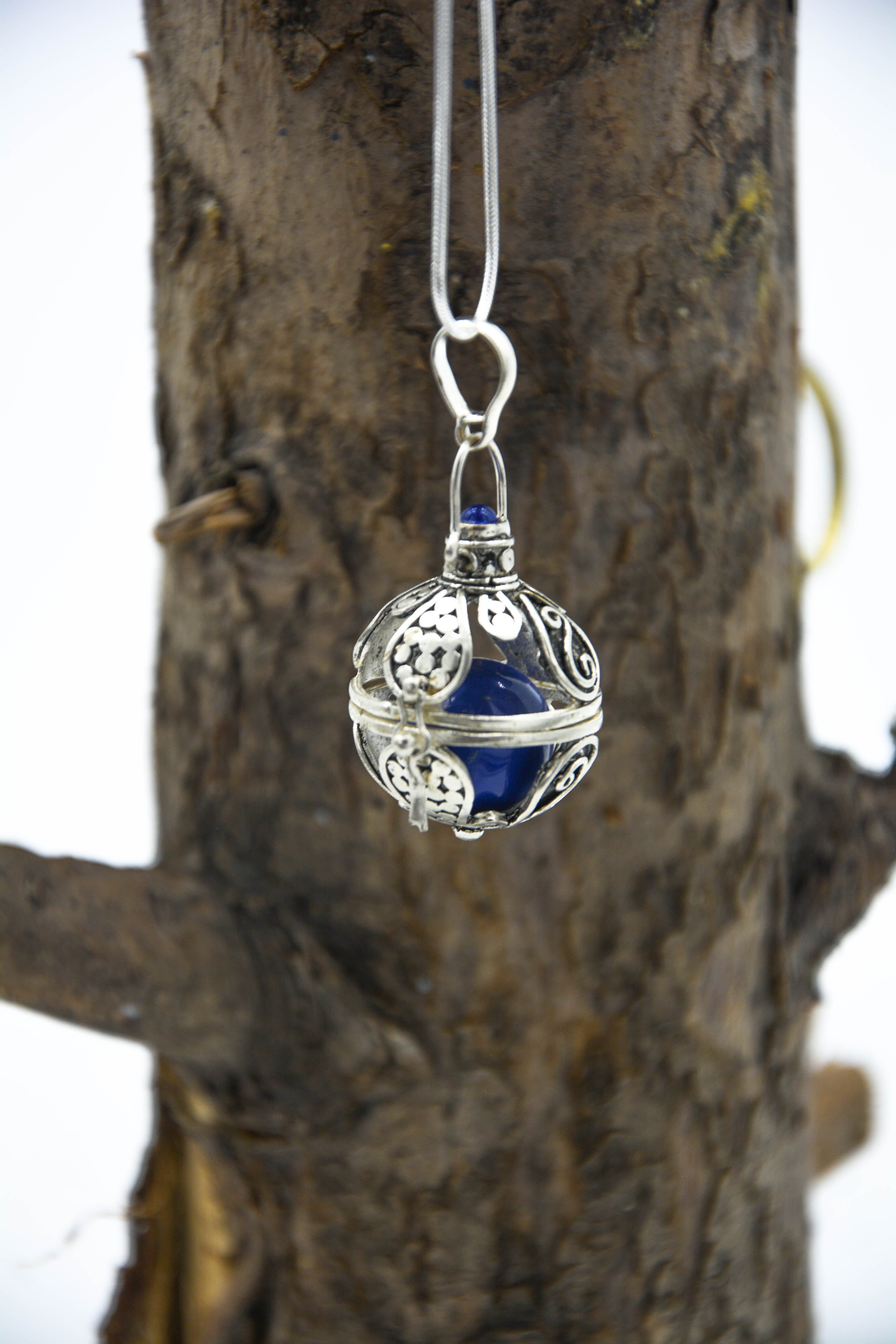 Silver 92.5% Crystal Cage Necklace