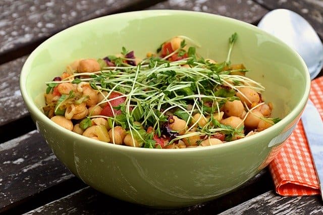 chickpea salad lunch idea for an ayurvedic diet for beginners