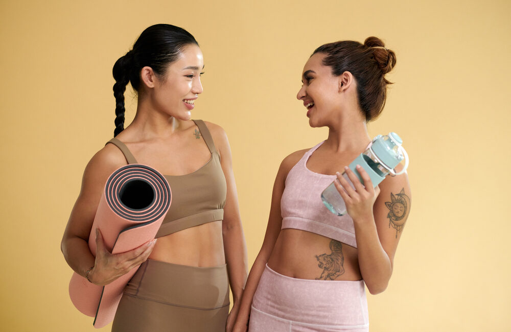 Supportive Style: Unveiling the In-Built Bras in Yogamasti Sleeveless Yoga Tops
